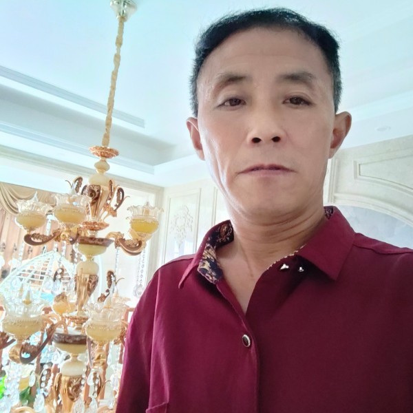 复杂就超短裙的照片