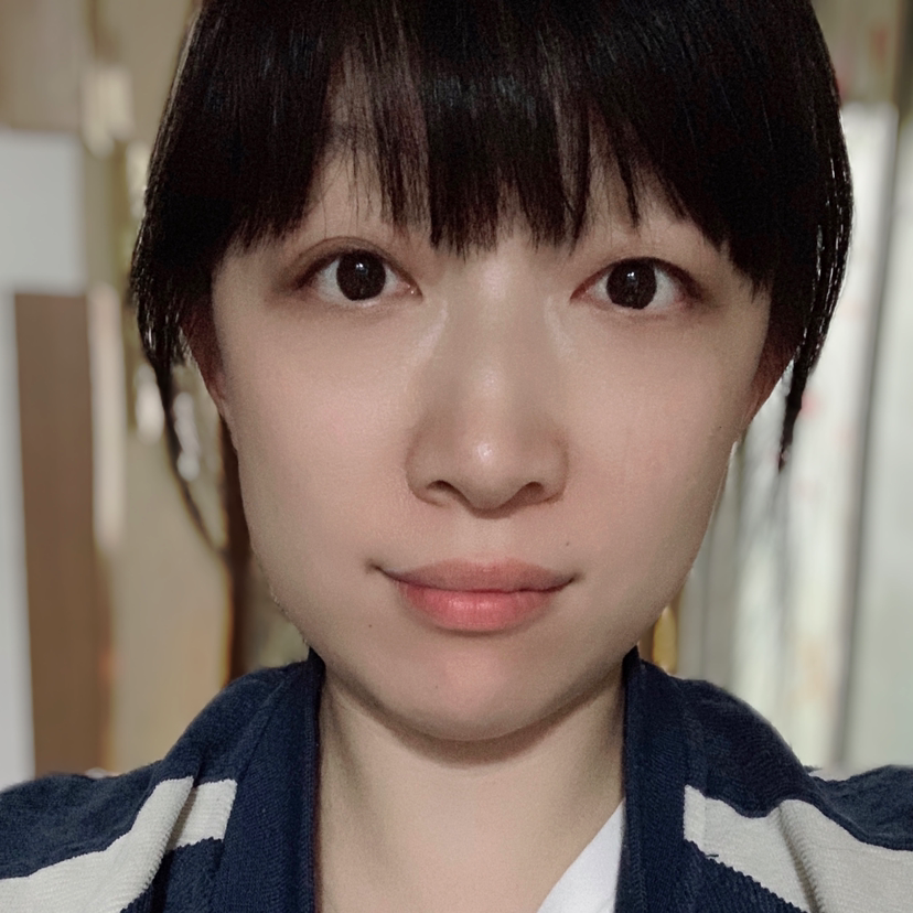 小个子姑娘的照片