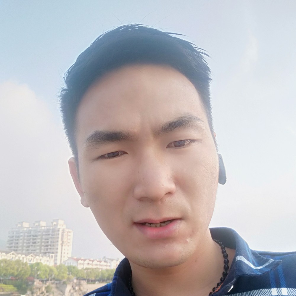 栗粟的照片