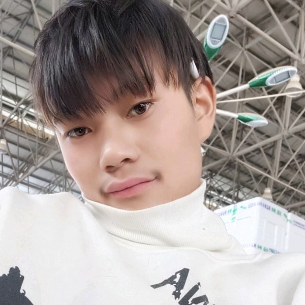 祁谢飞的照片