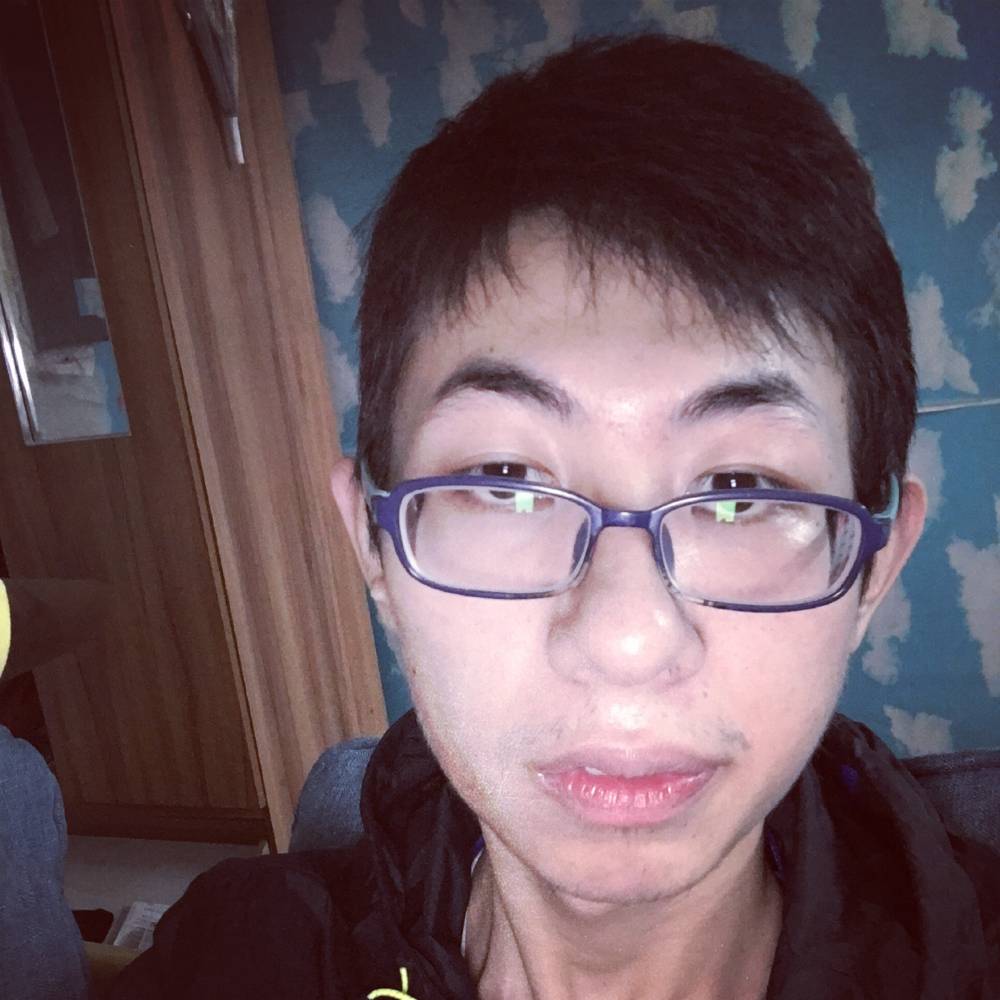 漠然愿画笔的照片