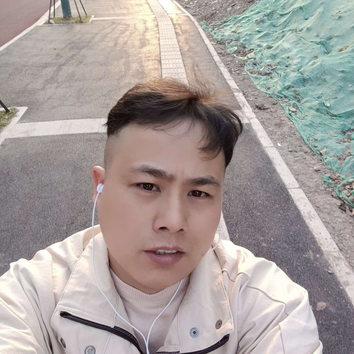 张德勇的照片