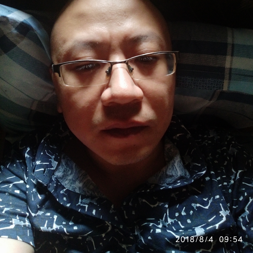 简单魔镜的照片
