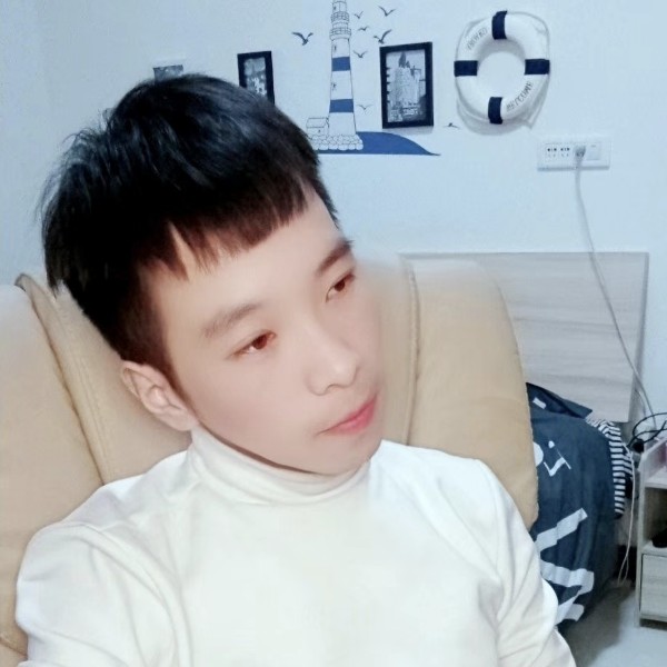 雷子y的照片