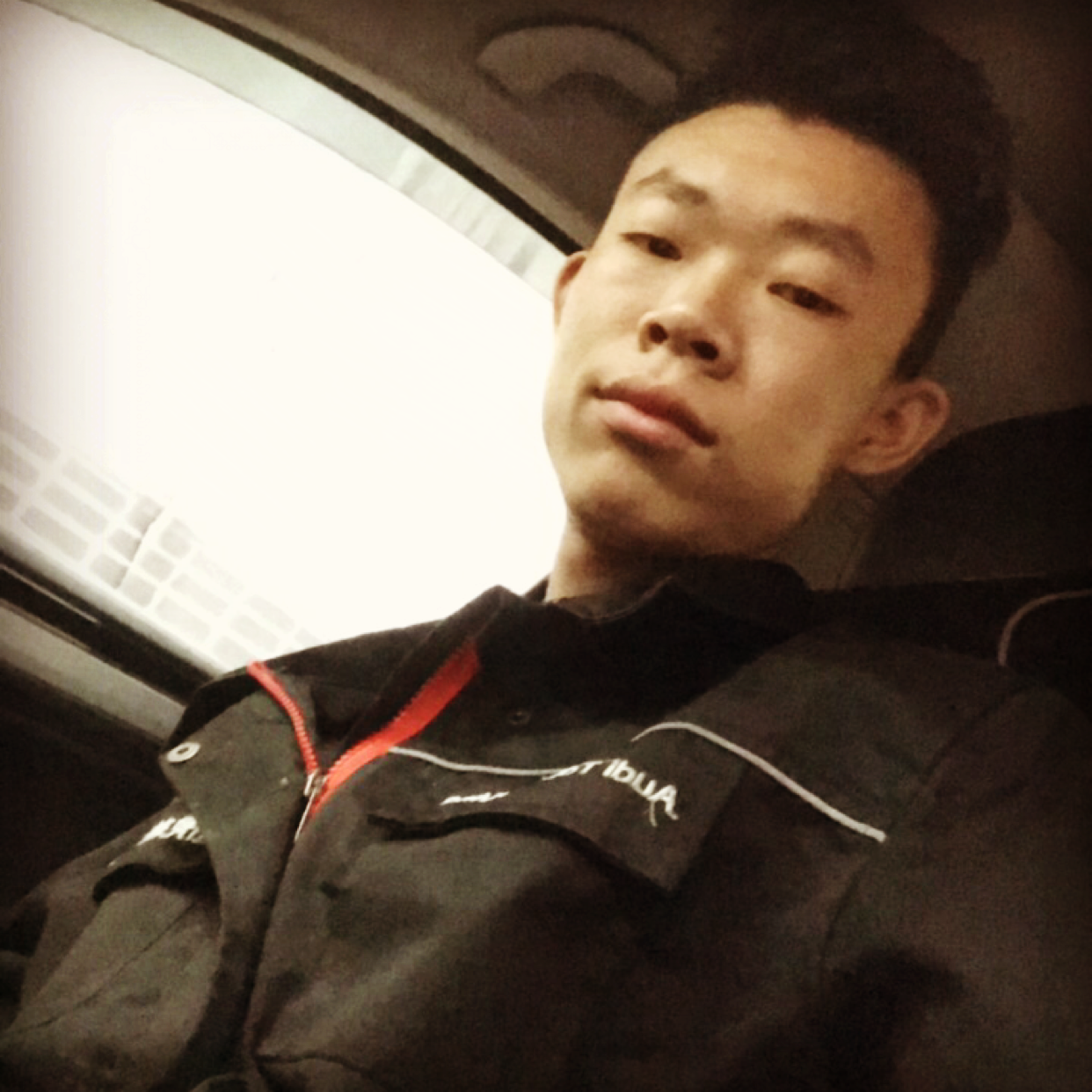 失眠漫步唇彩的照片