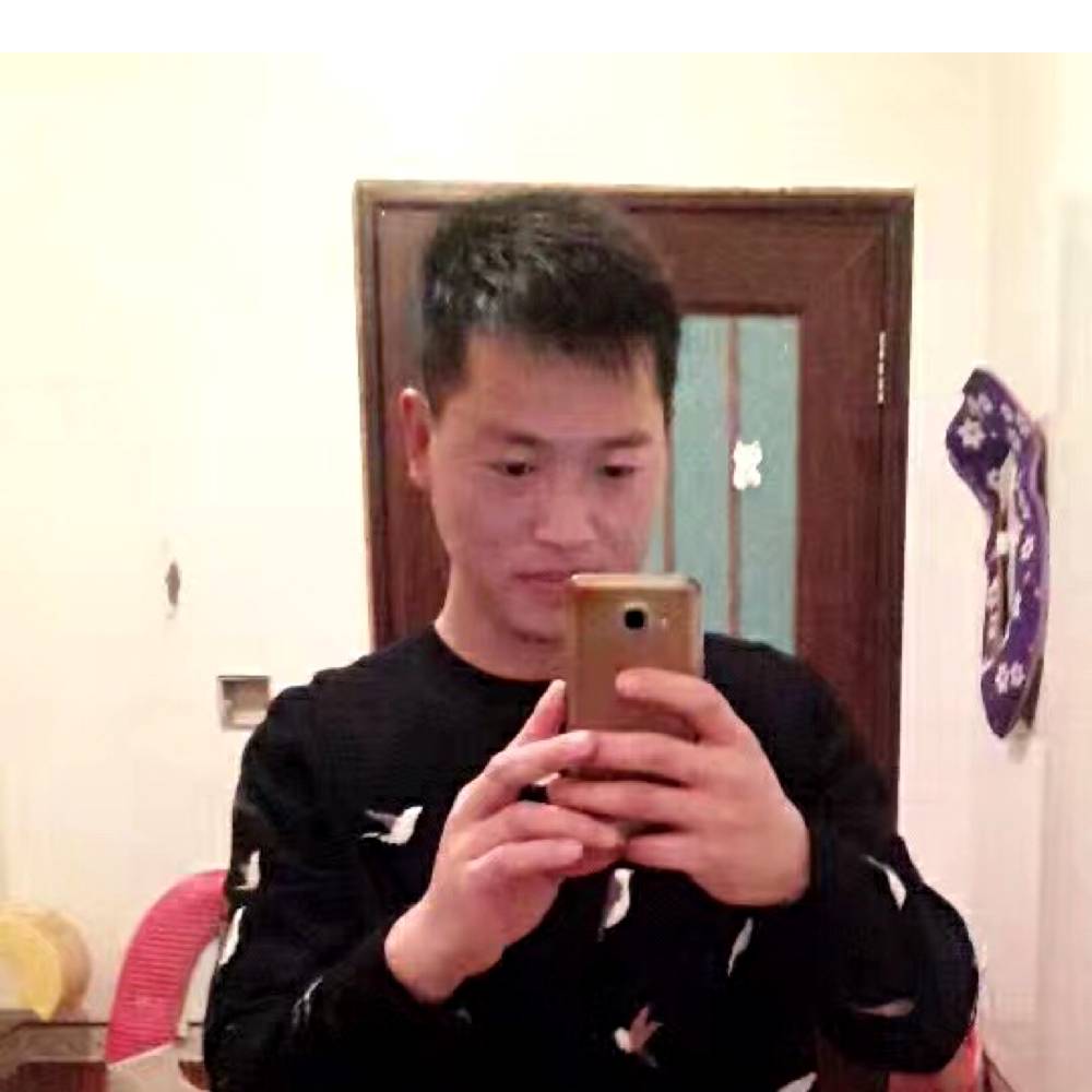 迈克菲的照片