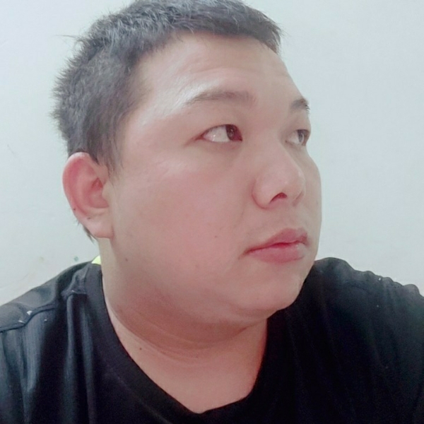 月。。亮的照片