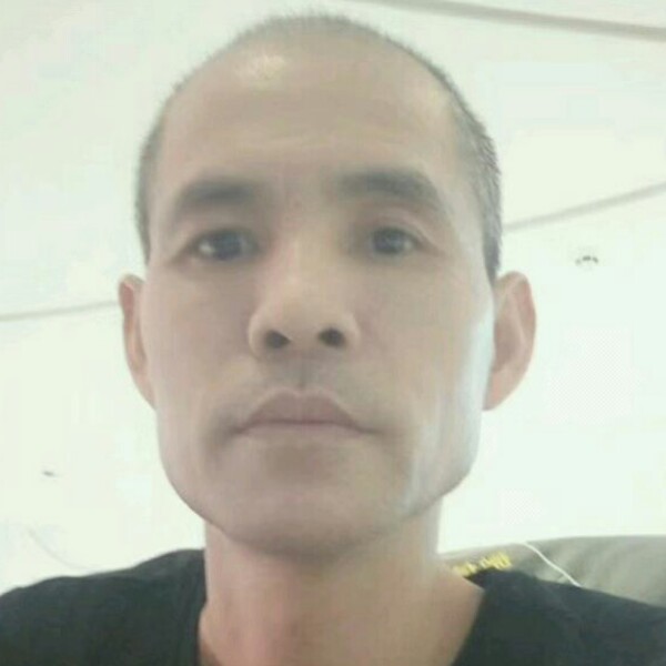 精锐战狼的照片