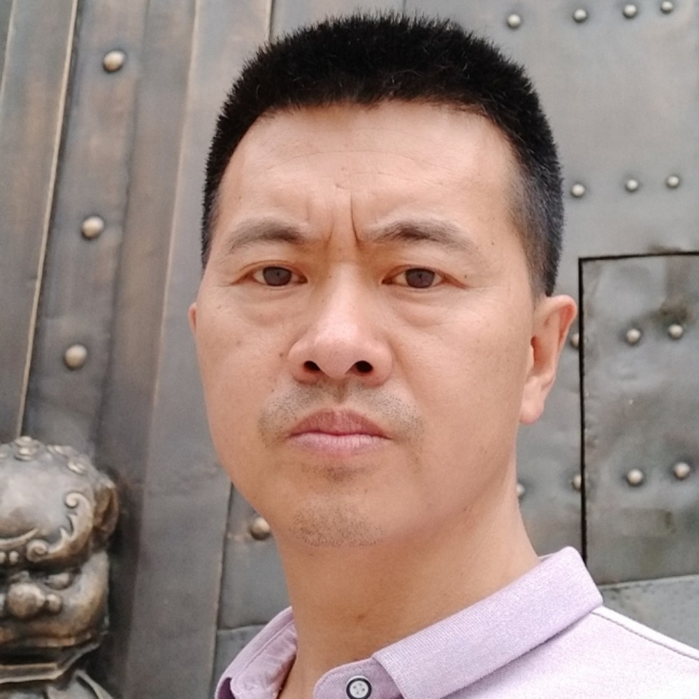 羽裳狂野的照片