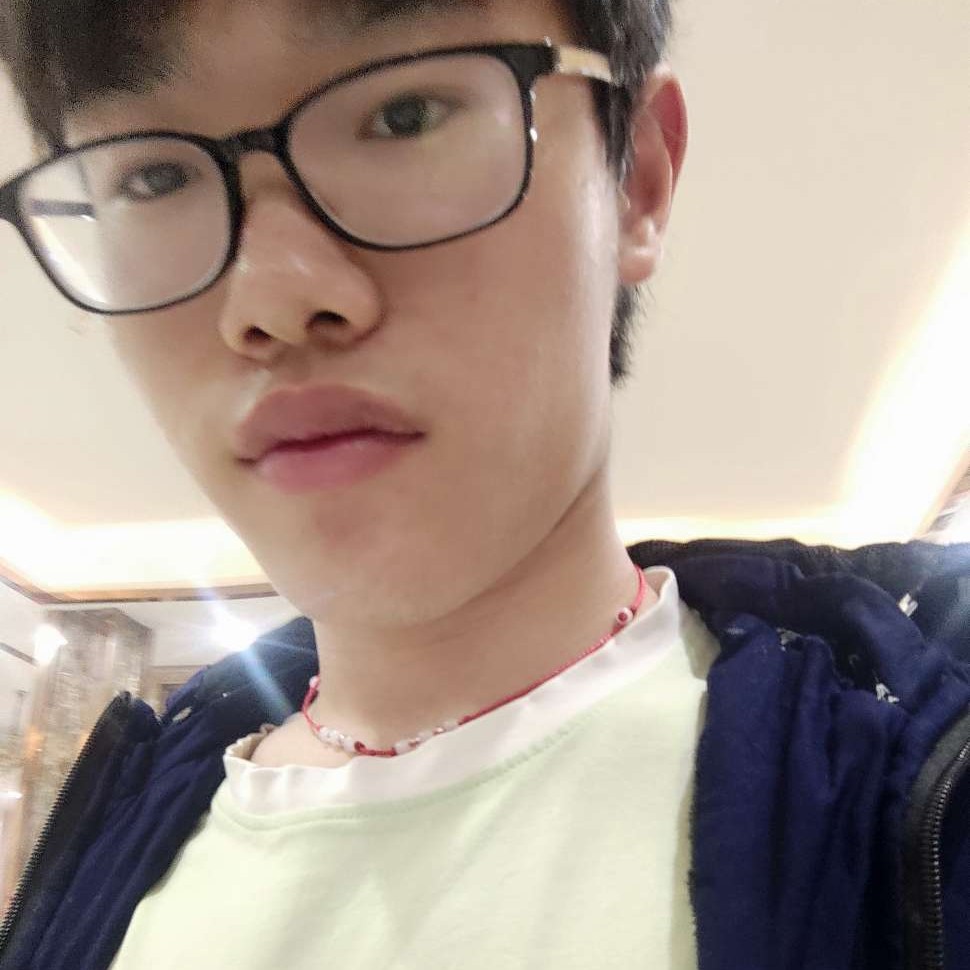 精明凝眸果汁的照片