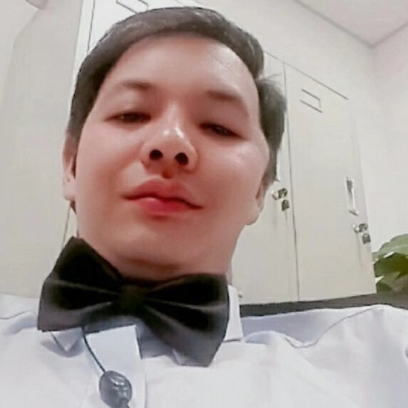 出售自己的老乘男的照片