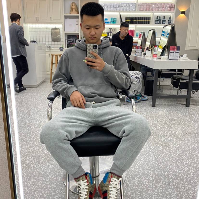执着漫步服饰的照片