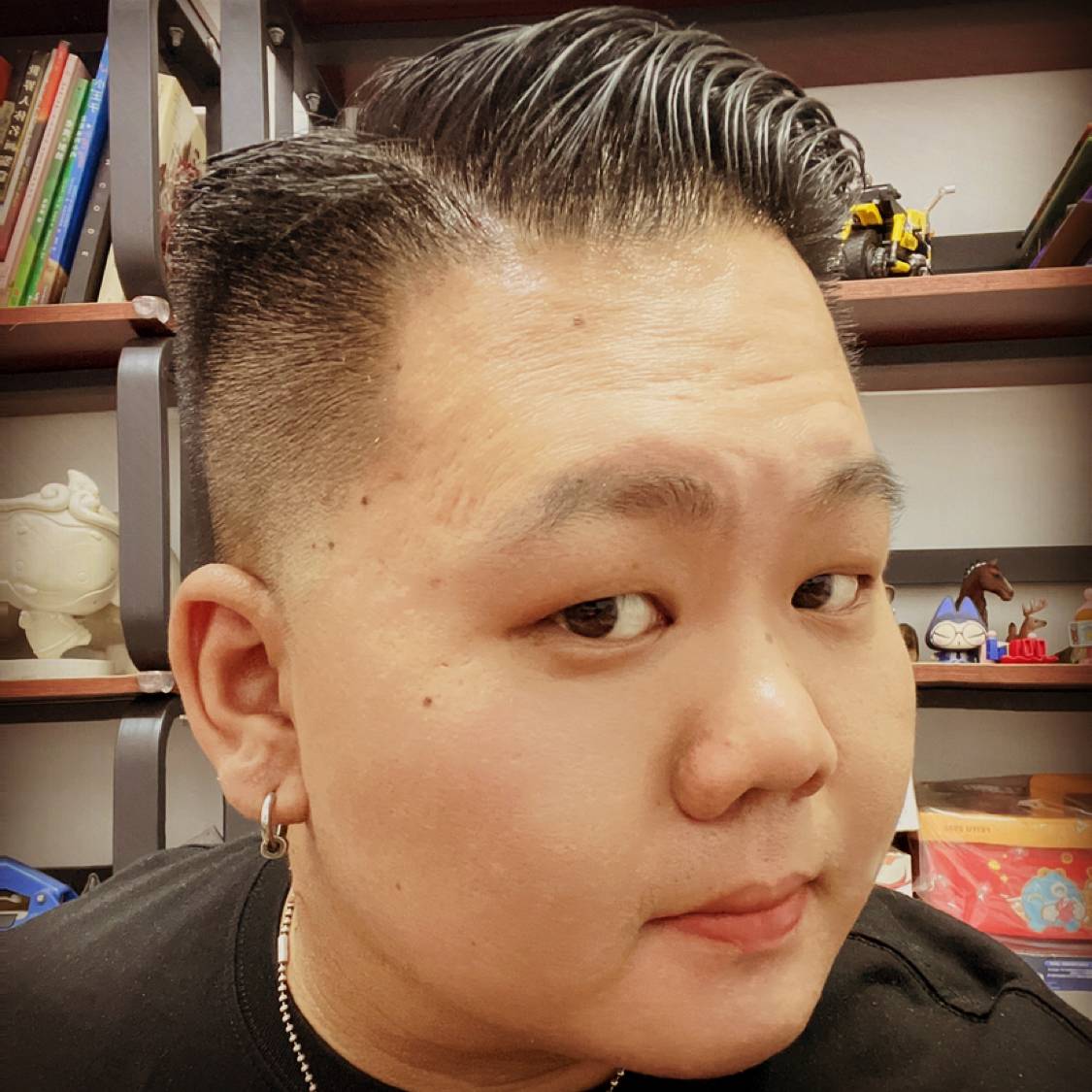 情人如若很好奇的照片