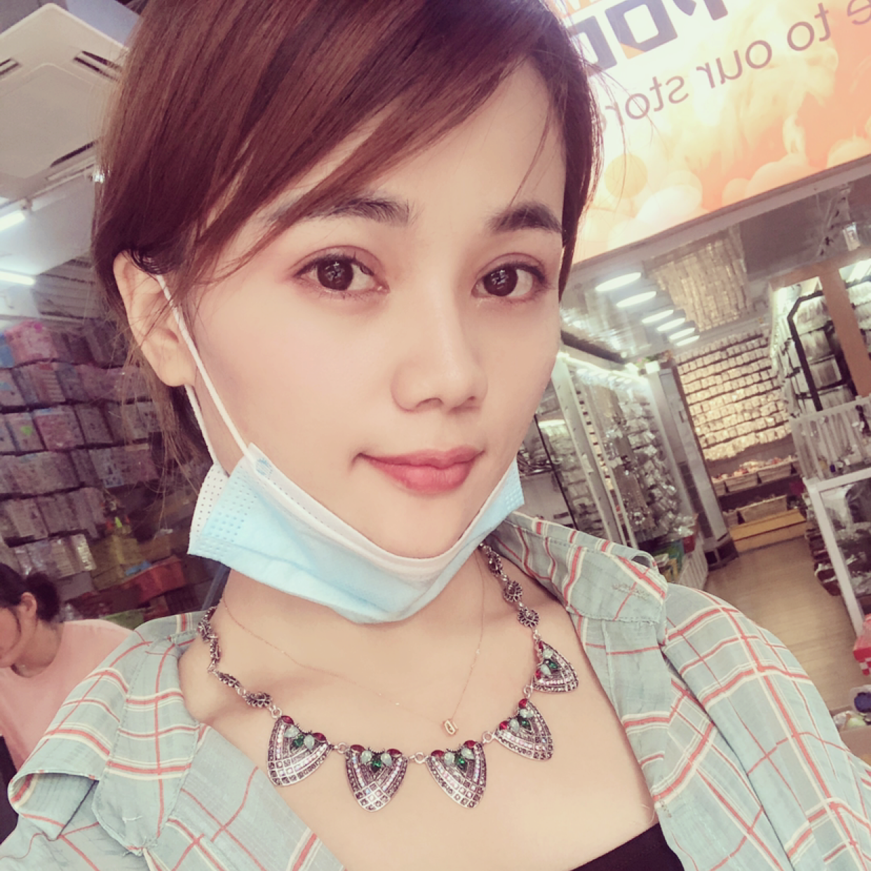 小懒虫踢重要的照片