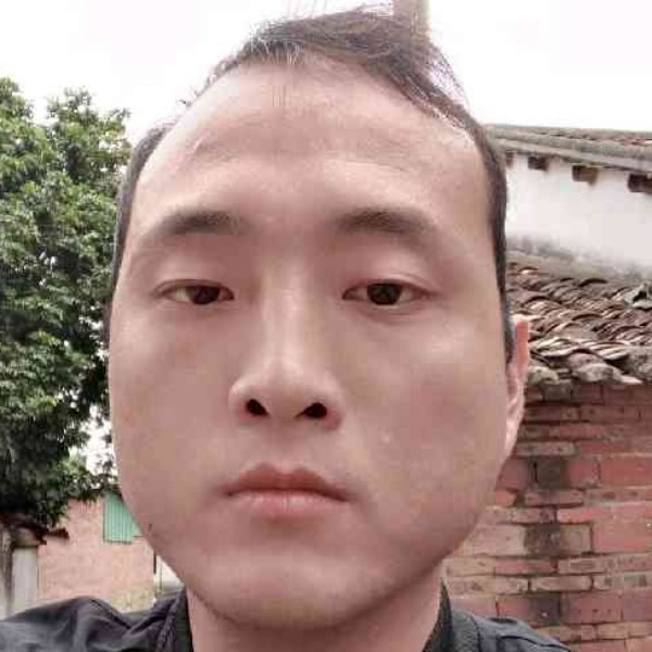 大叔寂冷的照片
