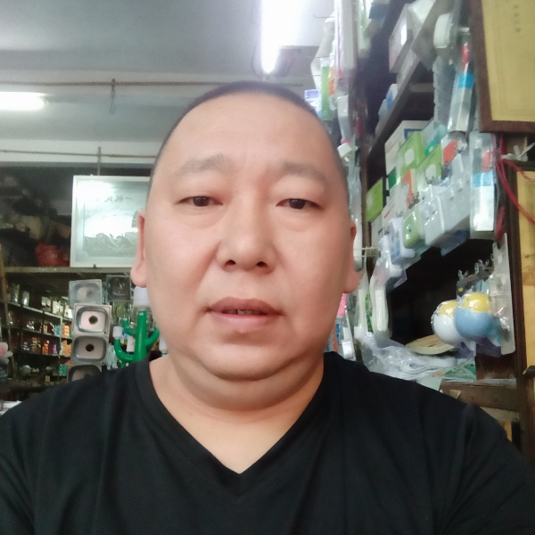 帅哥年轻的照片