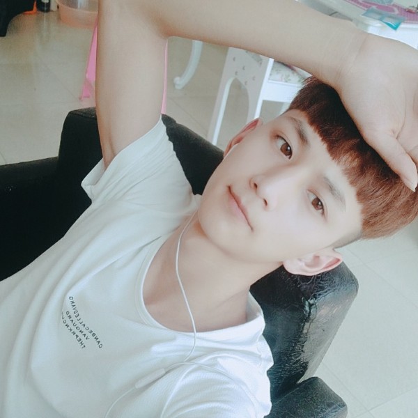 @一花一世界的照片