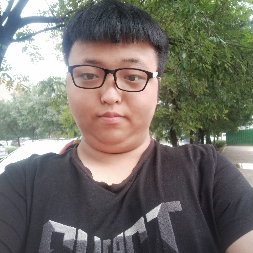 如梦向可靠的照片