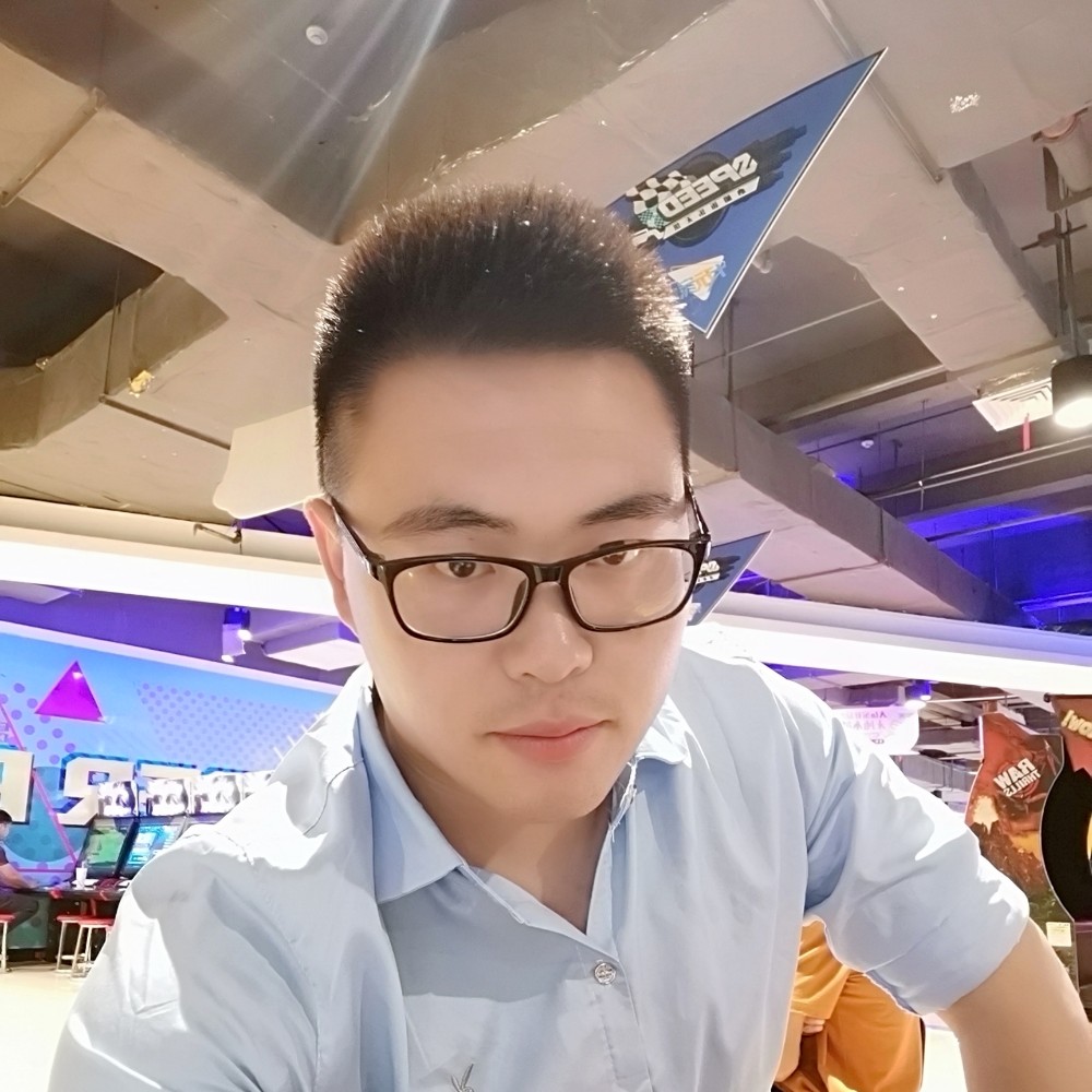 灼热大鹏的照片