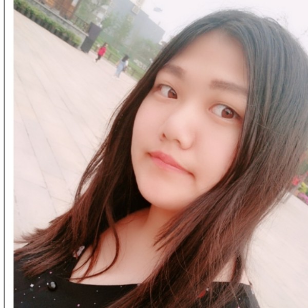 齐齐小姐姐的照片
