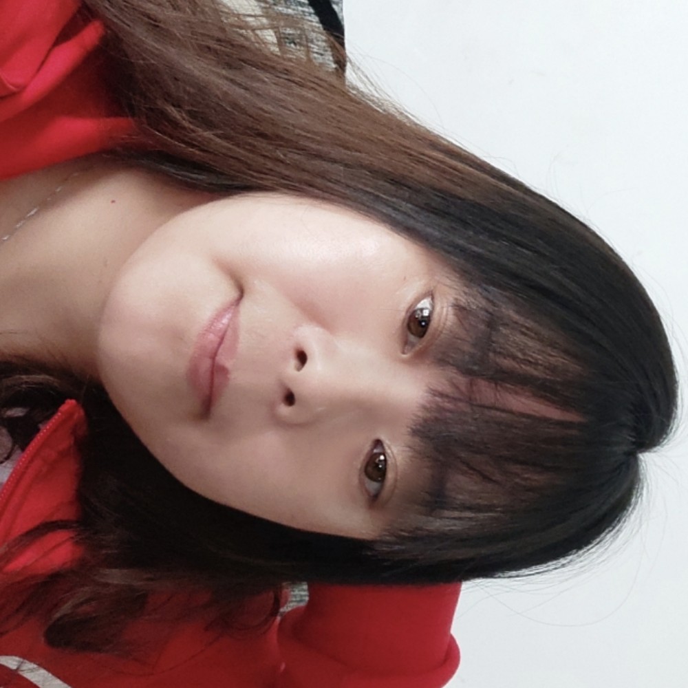 可靠挽手冬耀的照片