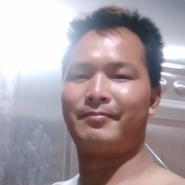 忙碌中寻找你的照片