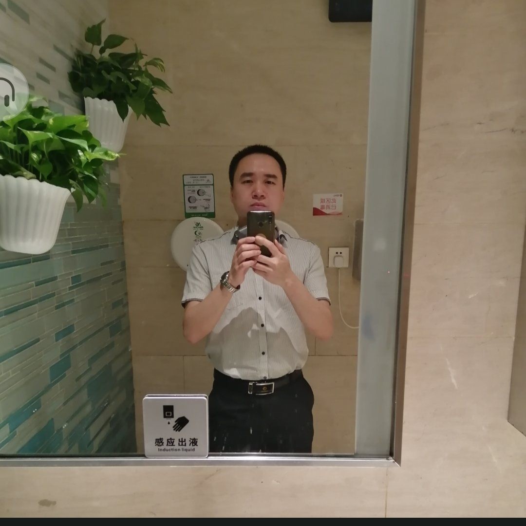 不高兴啊的照片