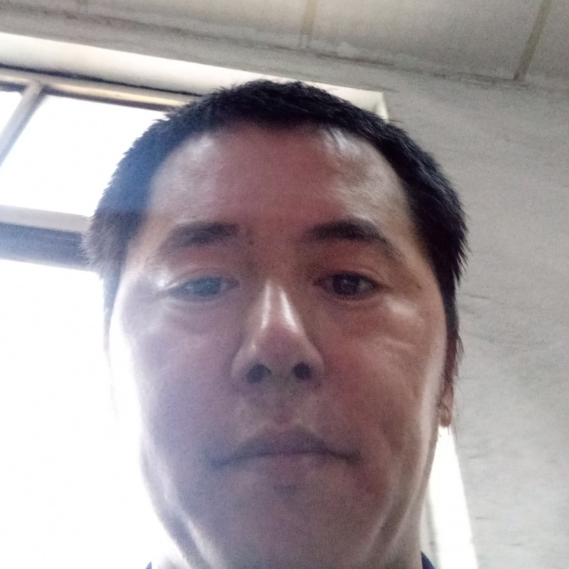 手套泪了受伤的照片