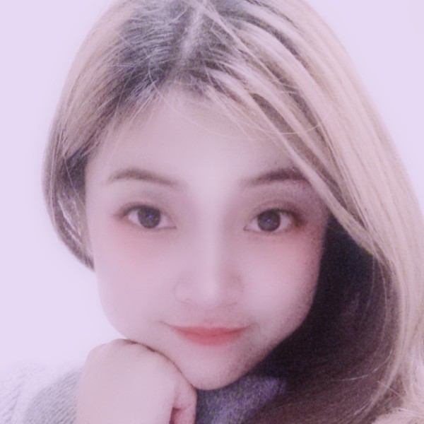 豆芽迎专注的照片