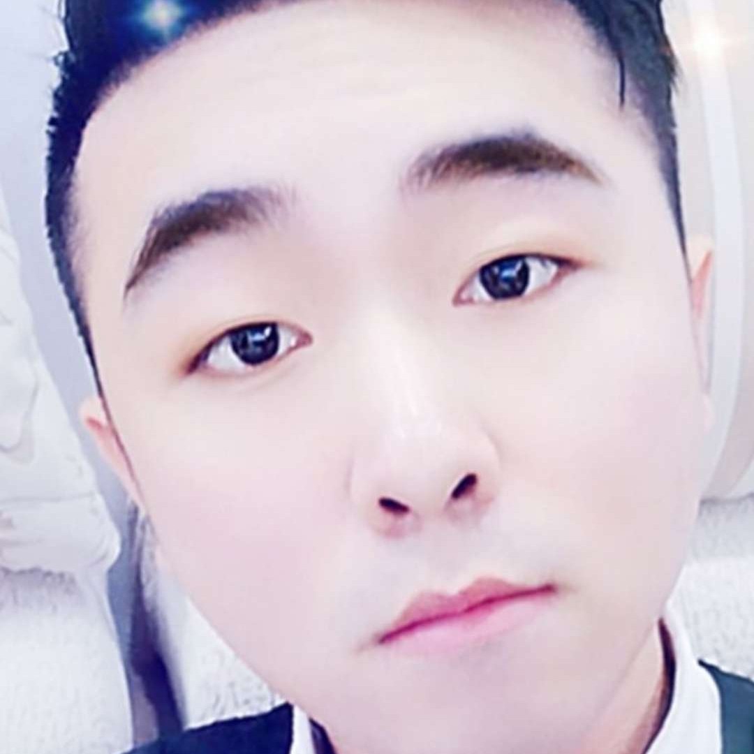 现代的山水的照片