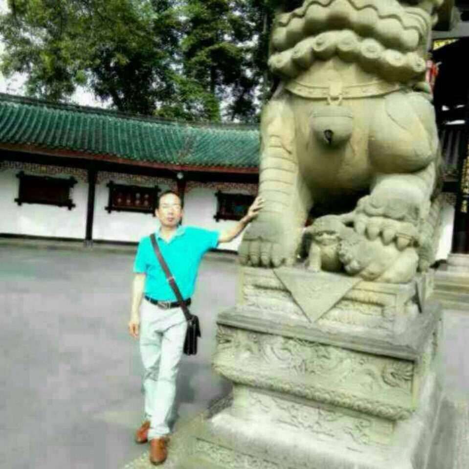 灵巧泪了电话的照片