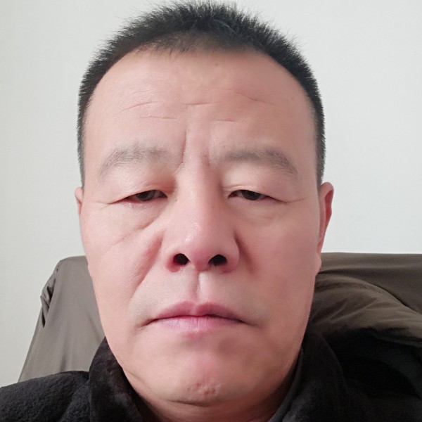 剪影阔达的照片