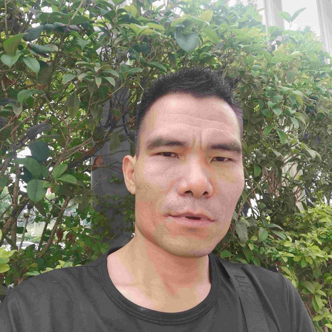 老菜想吃嫩菜的照片