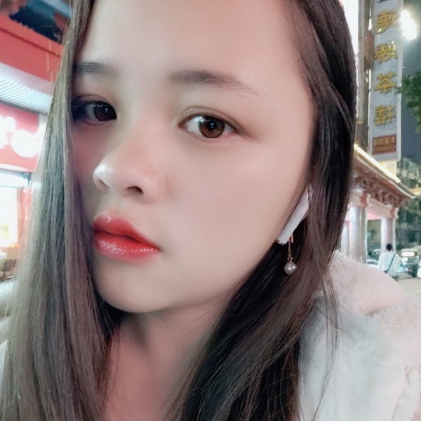 一个人漫步矜柔的照片