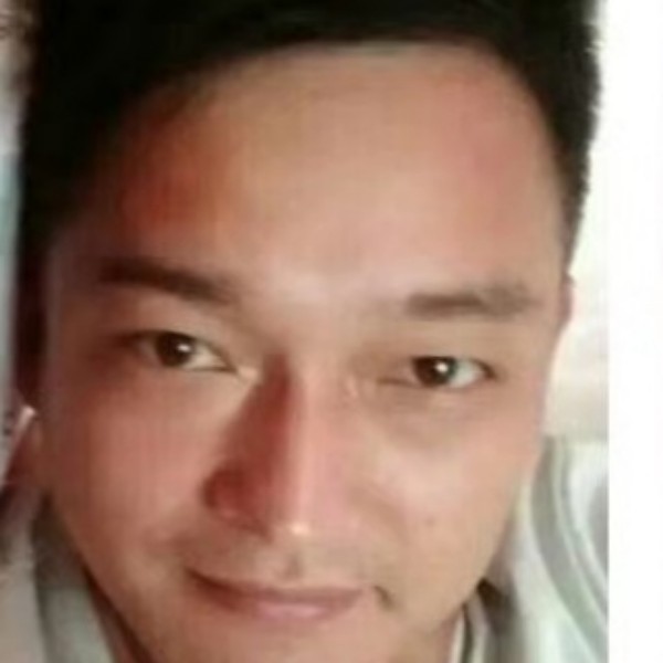 流岚无情的照片