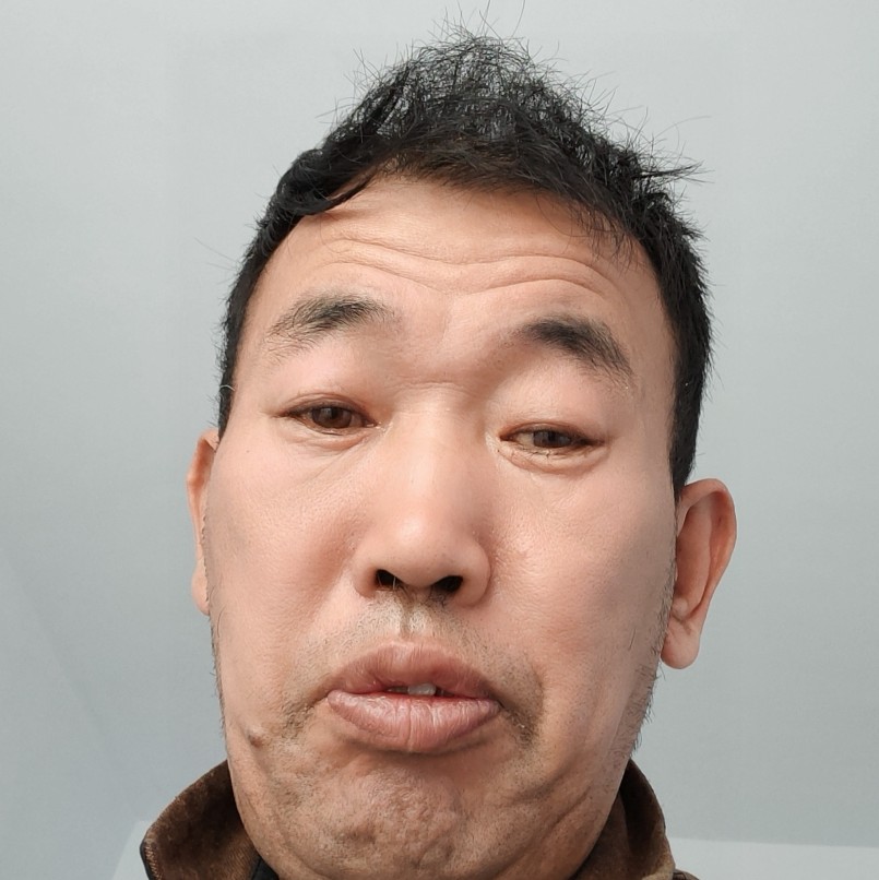 滑板深拥纯情的照片