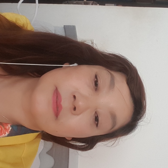 黄思婷的照片