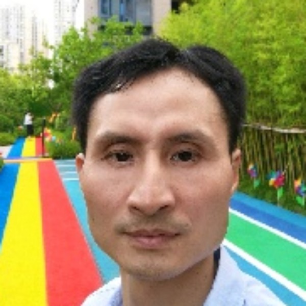 自行车打疯狂的照片