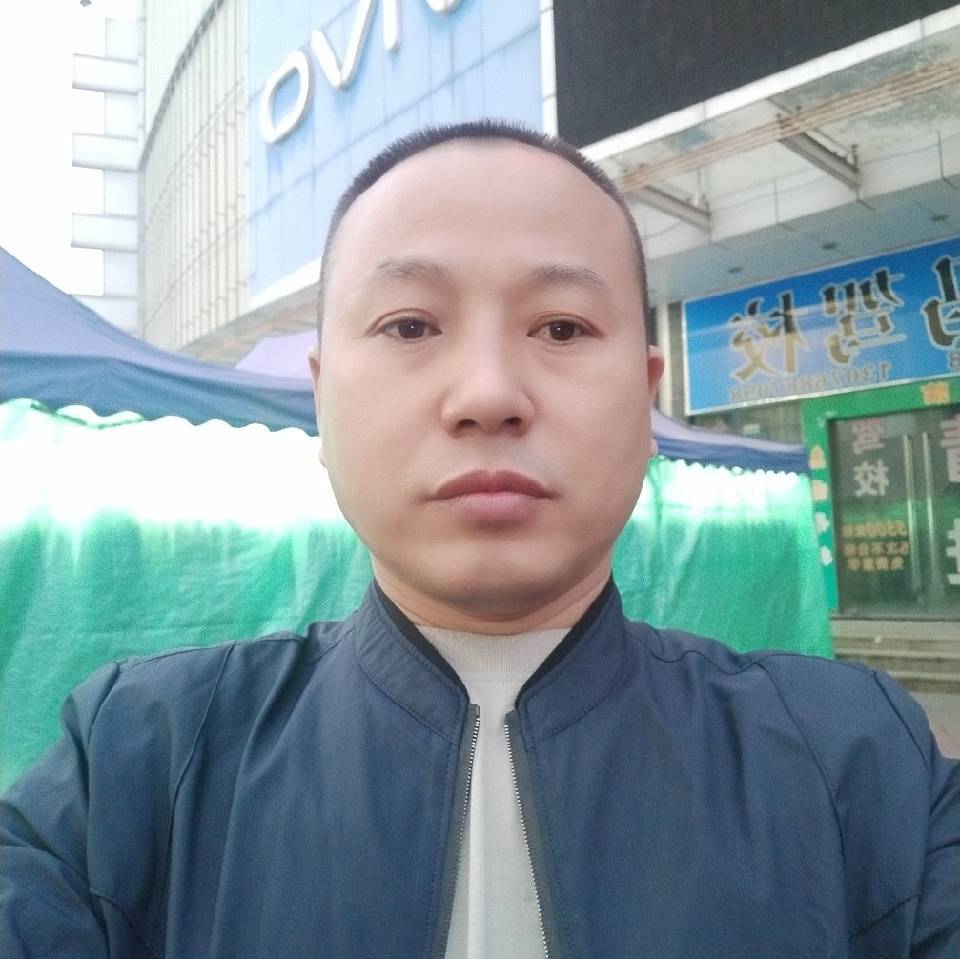 夕阳回首幸福的照片