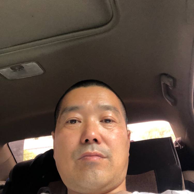 离歌踢浅唱的照片