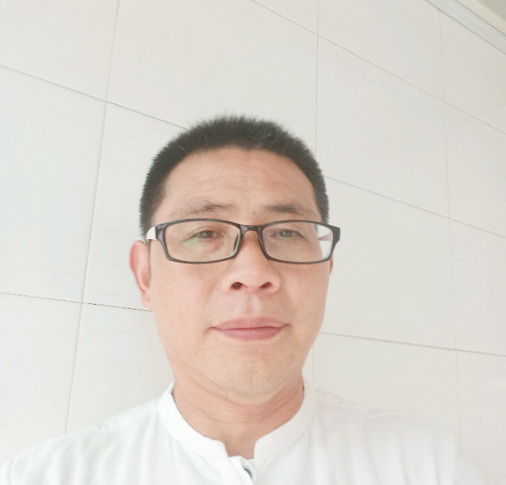 纯真請唇彩的照片