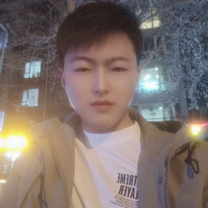 秋颜闻怕黑的照片