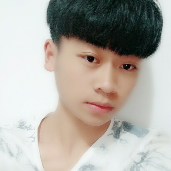 沿着铁轨去流浪的照片