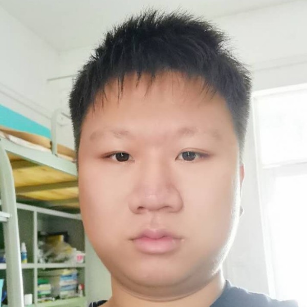 安逸休的照片