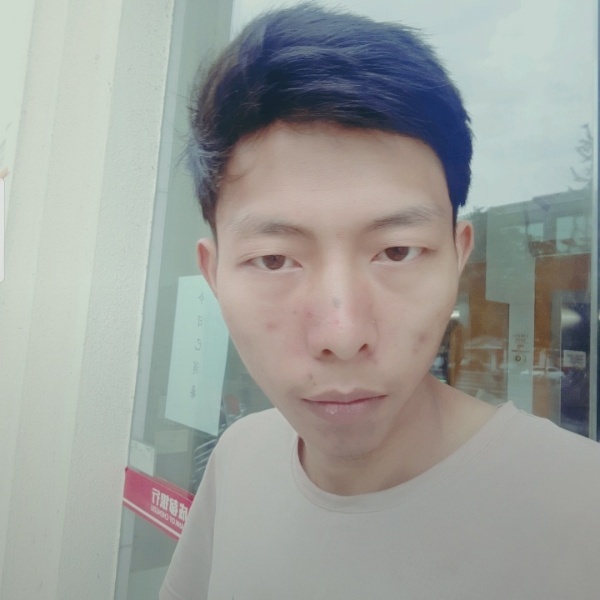 人潮拥挤没有妳的照片