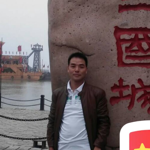 温暖回首金鱼的照片