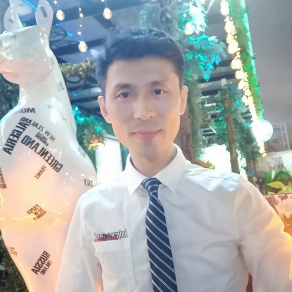 优雅的巴乔的照片