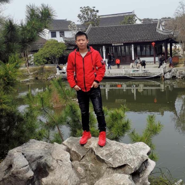清秀笑香水的照片