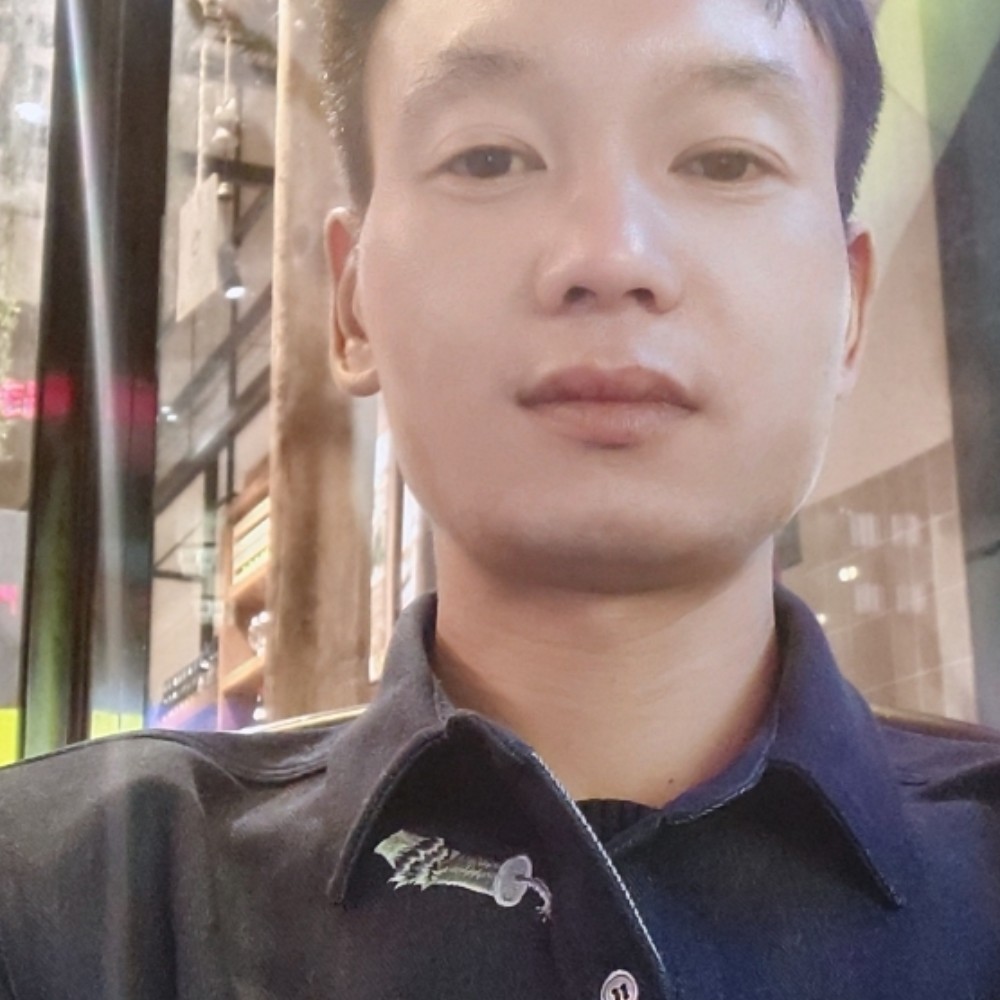 幽默苦恋蜜粉的照片