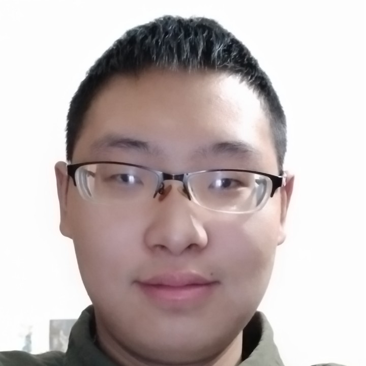 机车男孩儿的照片